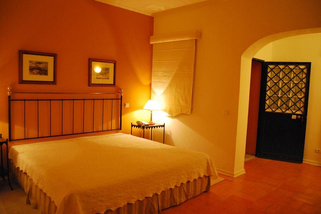 Refugio Da Vila Portel Chambre photo